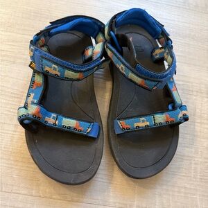 GUC Truck Teva Hurricane